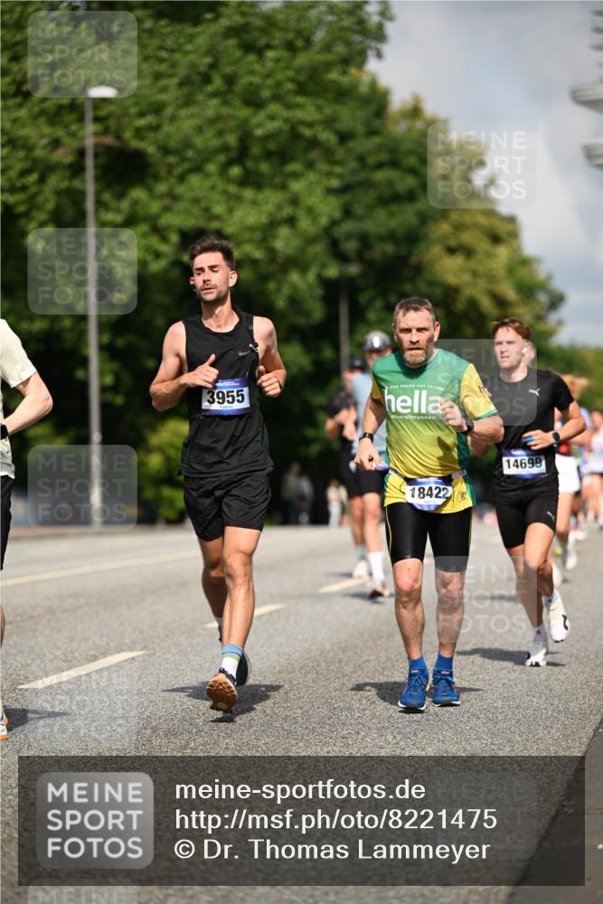 29.06.2025 - hella hamburg halbmarathon Dr. Thomas Lammeyer http://msf.ph/oto/8221475 29.06.2025 09:49:41 Kennedybrücke 1344, 2525, 3809, 3843, 3955, 4477, 4812, 5042, 6169, 6495, 7534, 7628, 7845, 7901, 8784, 8956, 10298, 10453, 10865, 10929, 11199, 11230 meine-sportfotos.de