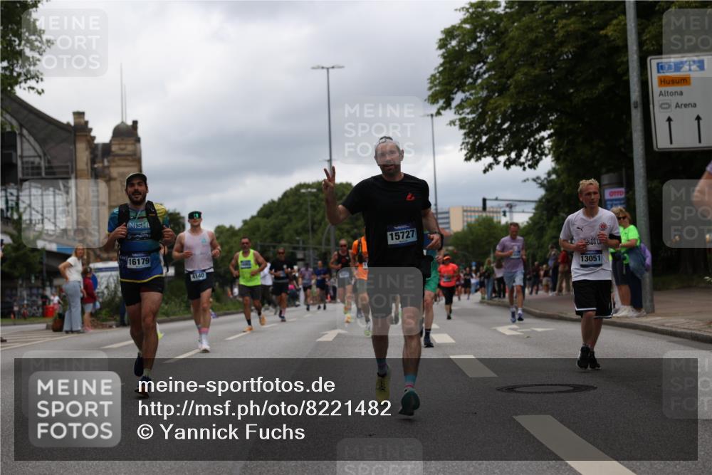 29.06.2025 - hella hamburg halbmarathon Yannick Fuchs http://msf.ph/oto/8221482 29.06.2025 10:46:07 20KM 2287, 2396, 2397, 2595, 4140, 4814, 5008, 5032, 5093, 5102, 5399, 5482, 6286, 6390, 6657, 7130, 7409, 7724, 7732, 8139, 8371, 8661, 8710, 8977, 9082, 9093, 9876, 10115, 11551, 12367, 12580, 13015, 13047, 13051, 13327, 13792, 14122, 14300, 14561, 15356, 15427, 15727, 15829, 15831, 16003, 16179, 16357, 16591, 17997, 18475, 18801, 18869, 18982 meine-sportfotos.de