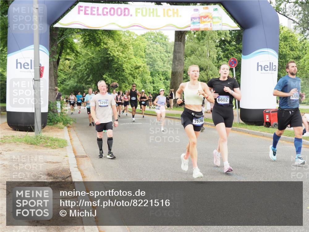 29.06.2025 - hella hamburg halbmarathon MichiJ http://msf.ph/oto/8221516 29.06.2025 10:48:48 Zwischen KM18-KM19 1726, 1823, 2582, 5299, 5305, 6602, 7636, 7658, 8730, 16128, 17383, 19242 meine-sportfotos.de