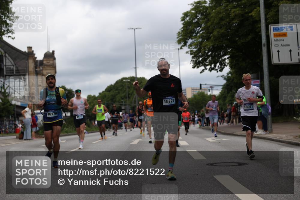 29.06.2025 - hella hamburg halbmarathon Yannick Fuchs http://msf.ph/oto/8221522 29.06.2025 10:46:07 20KM 2287, 2396, 2397, 2595, 4140, 4814, 5008, 5032, 5093, 5102, 5399, 5482, 6286, 6390, 6657, 7130, 7409, 7724, 7732, 8139, 8371, 8661, 8710, 8977, 9082, 9093, 9876, 10115, 11551, 12367, 12580, 13015, 13047, 13051, 13327, 13792, 14122, 14300, 14561, 15356, 15427, 15727, 15829, 15831, 16003, 16179, 16357, 16591, 17997, 18475, 18801, 18869, 18982 meine-sportfotos.de