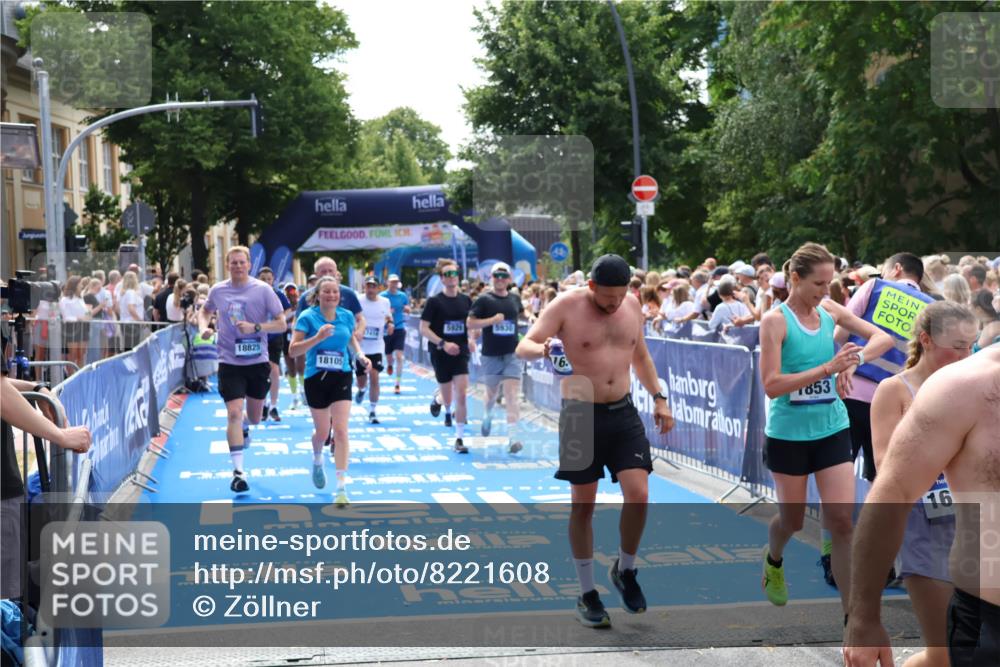 29.06.2025 - hella hamburg halbmarathon Zöllner http://msf.ph/oto/8221608 29.06.2025 11:26:46 Ziel 1458, 1477, 1853, 4829, 5929, 5930, 7529, 7772, 11999, 12041, 13934, 14499, 14726, 16565, 17414, 17529, 18105, 18825, 18865, 18949 meine-sportfotos.de
