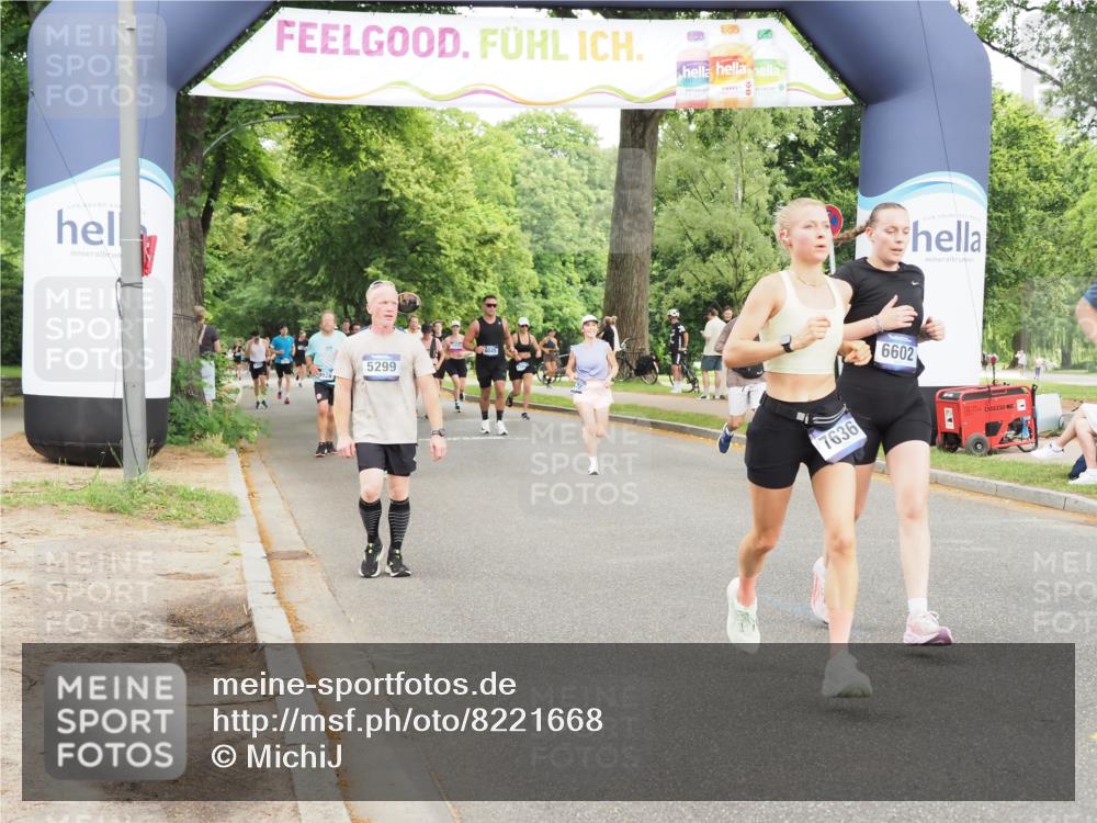 29.06.2025 - hella hamburg halbmarathon MichiJ http://msf.ph/oto/8221668 29.06.2025 10:48:49 Zwischen KM18-KM19 1726, 1823, 2582, 5299, 5305, 6602, 7636, 7658, 8730, 17383, 19242 meine-sportfotos.de