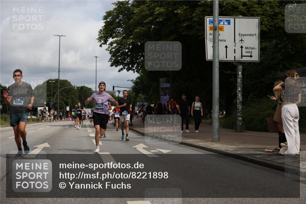 29.06.2025 - hella hamburg halbmarathon Yannick Fuchs http://msf.ph/oto/8221898 29.06.2025 10:33:08 20KM 1042, 1615, 1688, 1710, 2262, 2296, 2719, 2745, 2849, 3014, 3431, 3530, 4148, 5091, 5248, 6095, 6684, 7110, 8091, 10218, 11049, 11281, 11282, 11379, 12137, 12915, 13755, 14688, 14905, 15372, 16075, 16280, 17154, 17623, 17722, 18761 meine-sportfotos.de