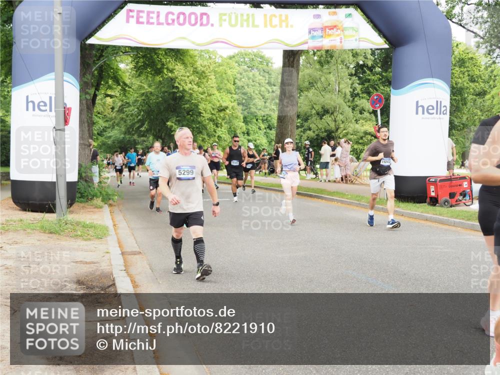29.06.2025 - hella hamburg halbmarathon MichiJ http://msf.ph/oto/8221910 29.06.2025 10:48:49 Zwischen KM18-KM19 1726, 1823, 2582, 5299, 5305, 6602, 7636, 7658, 8730, 17383, 19242 meine-sportfotos.de