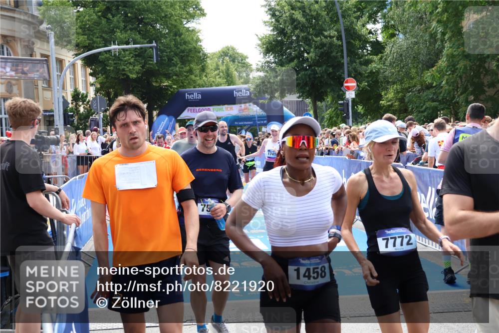 29.06.2025 - hella hamburg halbmarathon Zöllner http://msf.ph/oto/8221920 29.06.2025 11:26:54 Ziel 3003, 3529, 3591, 3592, 5122, 5759, 6598, 6640, 6663, 7529, 11092, 11668, 12041, 14053, 15104, 16381, 16457, 16735, 17416, 18278, 18610, 19124, 19125 meine-sportfotos.de