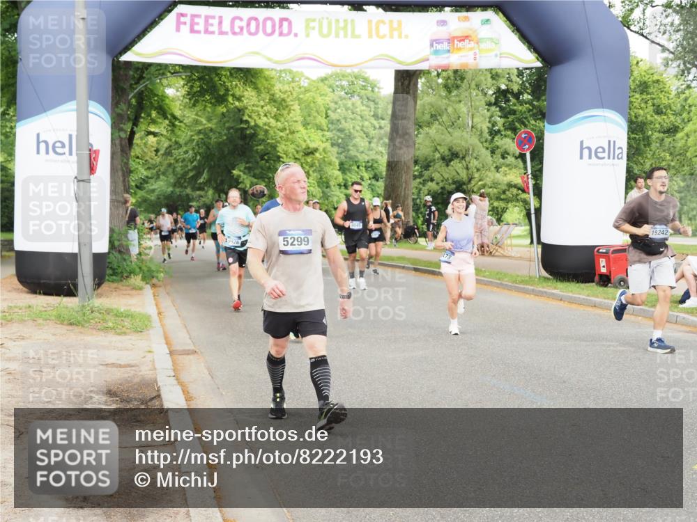 29.06.2025 - hella hamburg halbmarathon MichiJ http://msf.ph/oto/8222193 29.06.2025 10:48:50 Zwischen KM18-KM19 1726, 1823, 5299, 5305, 6602, 7636, 7658, 8045, 8730, 9928, 17383, 19242 meine-sportfotos.de