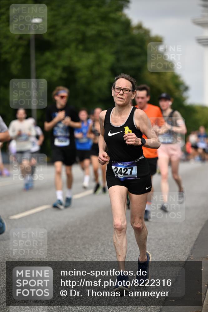 29.06.2025 - hella hamburg halbmarathon Dr. Thomas Lammeyer http://msf.ph/oto/8222316 29.06.2025 10:13:00 Kennedybrücke 1147, 1188, 1823, 2427, 2978, 3762, 4592, 4859, 5885, 6674, 7198, 9718, 9823, 9951, 9958, 10035, 10092, 10194, 10609, 10857 meine-sportfotos.de