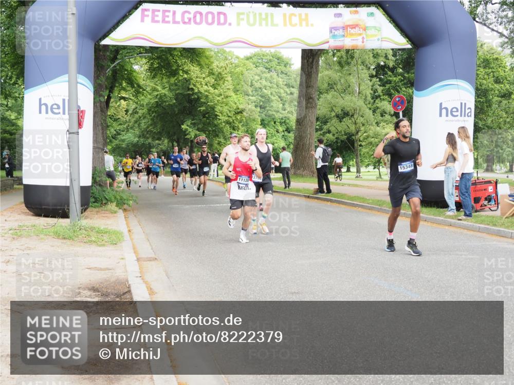 29.06.2025 - hella hamburg halbmarathon MichiJ http://msf.ph/oto/8222379 29.06.2025 10:24:36 Zwischen KM18-KM19 6704, 10477, 11120, 13798, 15348, 15621 meine-sportfotos.de