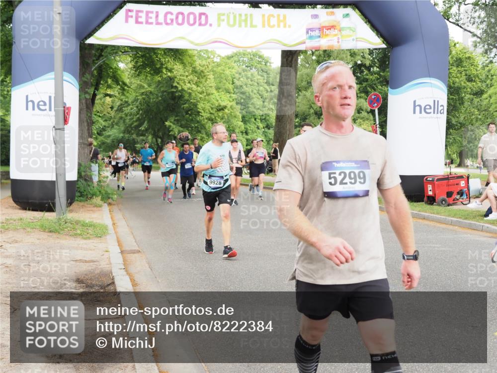29.06.2025 - hella hamburg halbmarathon MichiJ http://msf.ph/oto/8222384 29.06.2025 10:48:52 Zwischen KM18-KM19 1674, 6602, 7636, 8045, 8478, 9928, 11968, 17383, 19242 meine-sportfotos.de