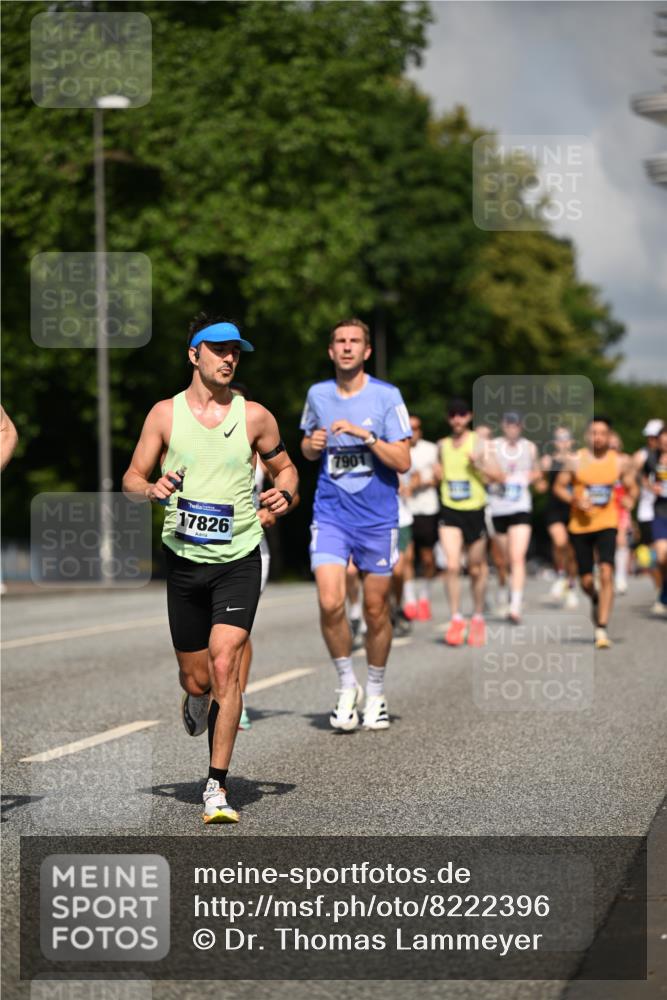 29.06.2025 - hella hamburg halbmarathon Dr. Thomas Lammeyer http://msf.ph/oto/8222396 29.06.2025 09:49:48 Kennedybrücke 1344, 1889, 3809, 3843, 3955, 4477, 4944, 5042, 7534, 7628, 7901, 8784, 8956, 10298, 10865, 10927, 10929, 11230, 11304 meine-sportfotos.de
