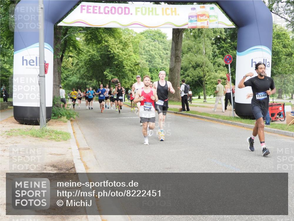 29.06.2025 - hella hamburg halbmarathon MichiJ http://msf.ph/oto/8222451 29.06.2025 10:24:36 Zwischen KM18-KM19 6704, 10477, 11120, 13798, 15348, 15621 meine-sportfotos.de