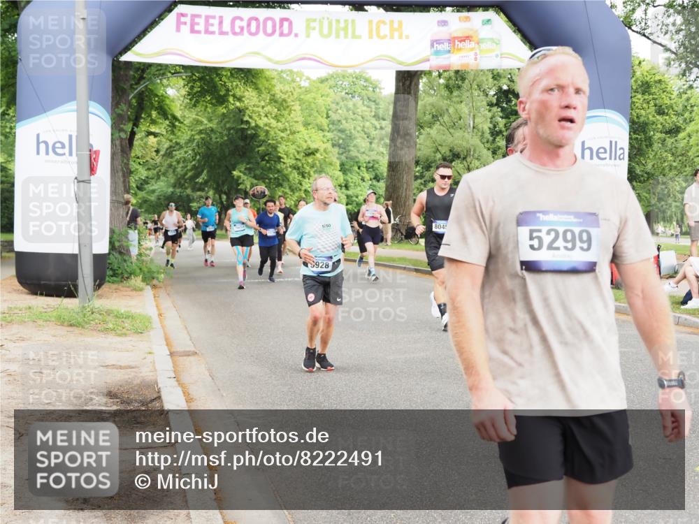 29.06.2025 - hella hamburg halbmarathon MichiJ http://msf.ph/oto/8222491 29.06.2025 10:48:52 Zwischen KM18-KM19 1674, 6602, 7636, 8045, 8478, 9928, 11968, 17383, 19242 meine-sportfotos.de