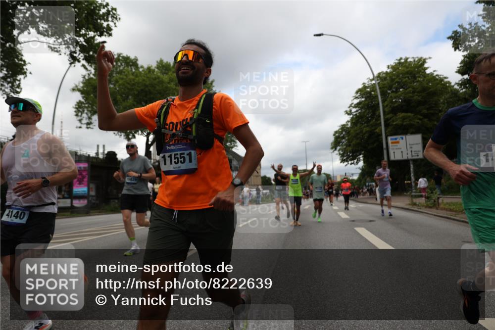29.06.2025 - hella hamburg halbmarathon Yannick Fuchs http://msf.ph/oto/8222639 29.06.2025 10:46:11 20KM 2287, 2397, 2595, 4140, 4557, 4837, 5032, 5093, 5399, 5482, 6390, 7130, 7312, 7409, 7724, 7732, 8139, 8661, 8977, 9082, 9093, 9145, 9876, 10115, 11459, 11551, 12367, 12580, 13047, 13051, 13327, 14122, 14300, 14561, 15001, 15275, 15356, 15427, 15506, 15727, 15829, 15831, 16003, 16179, 16357, 16591, 17997, 18801, 18982 meine-sportfotos.de
