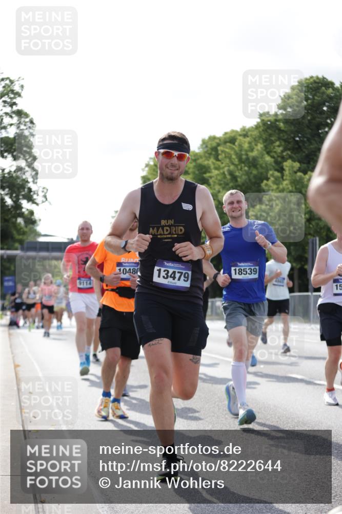 29.06.2025 - hella hamburg halbmarathon Jannik Wohlers http://msf.ph/oto/8222644 29.06.2025 09:51:10 Lombardsbrücke 1520, 1570, 1903, 1912, 1920, 2880, 2972, 3523, 4297, 4634, 4759, 4843, 4865, 4991, 4999, 5375, 5410, 6490, 7105, 7363, 8871, 9114, 9364, 10480, 10669, 11049, 11417, 11959, 13196, 13479, 14722, 15383, 15424, 15542, 15828, 15857, 16281, 16656, 16660, 17381, 17382, 17724, 18013, 18539, 18764, 18868, 18970 meine-sportfotos.de