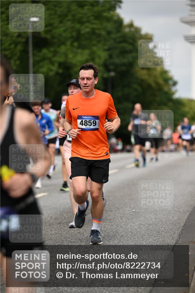 29.06.2025 - hella hamburg halbmarathon Dr. Thomas Lammeyer http://msf.ph/oto/8222734 29.06.2025 10:13:02 Kennedybrücke 1147, 1823, 2427, 2978, 3762, 4592, 4859, 5885, 6674, 7198, 9297, 9718, 9823, 9951, 9958, 10035, 10092, 10194, 10609, 10857 meine-sportfotos.de