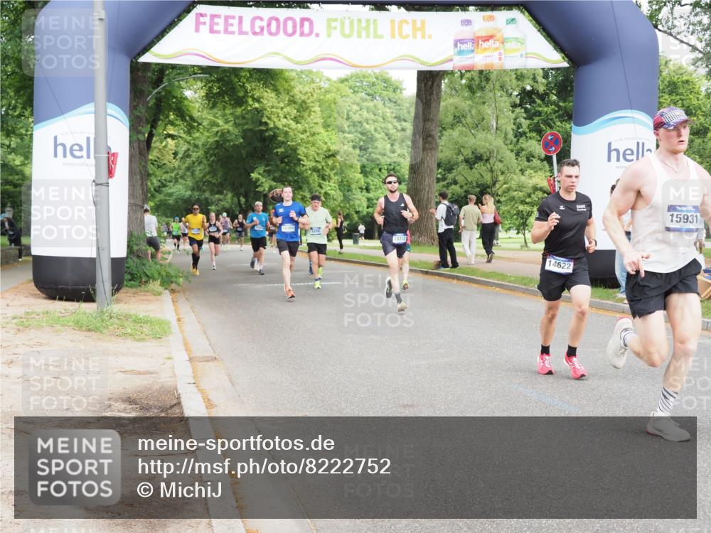 29.06.2025 - hella hamburg halbmarathon MichiJ http://msf.ph/oto/8222752 29.06.2025 10:24:39 Zwischen KM18-KM19 6704, 10477, 11120, 13798, 14622, 15348, 15931 meine-sportfotos.de