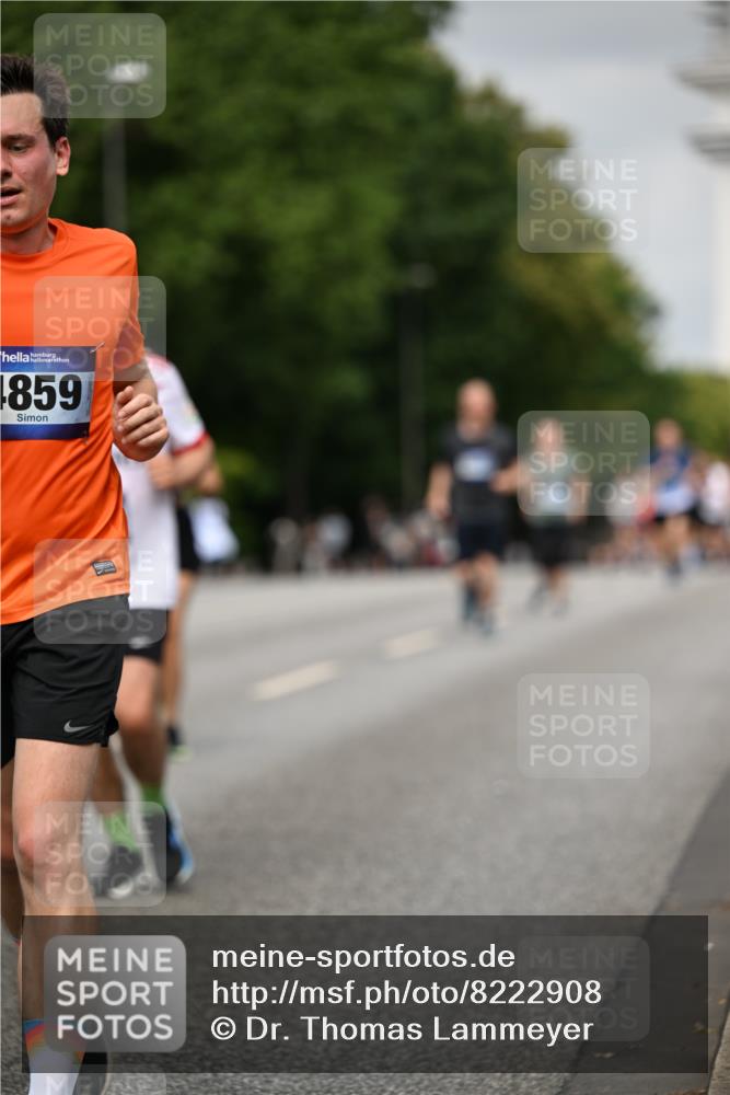 29.06.2025 - hella hamburg halbmarathon Dr. Thomas Lammeyer http://msf.ph/oto/8222908 29.06.2025 10:13:03 Kennedybrücke 1147, 1823, 2427, 2978, 3762, 4592, 4859, 5885, 6674, 7198, 9297, 9718, 9823, 9951, 9958, 10035, 10092, 10194, 10609, 10857 meine-sportfotos.de