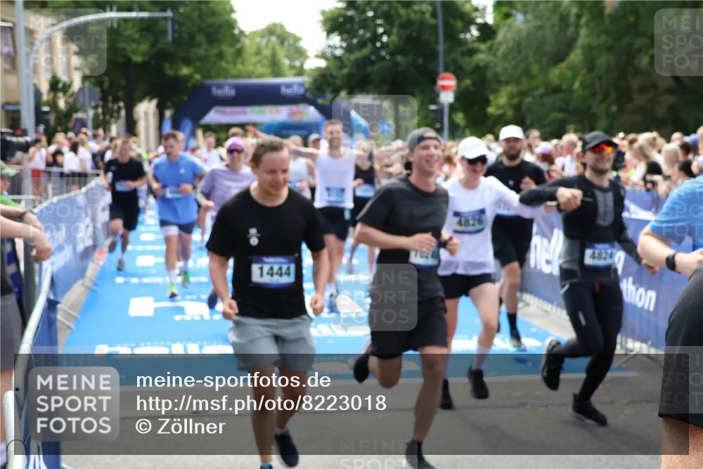 29.06.2025 - hella hamburg halbmarathon Zöllner http://msf.ph/oto/8223018 29.06.2025 11:27:17 Ziel 2699, 2751, 3781, 4824, 4826, 5584, 6249, 7446, 7447, 9152, 9966, 10039, 10240, 11247, 11603, 11610, 13090, 14496, 14801, 14810, 14894, 15471, 15725, 16240, 16331, 16821, 16999, 17034, 18851, 18943, 19012 meine-sportfotos.de