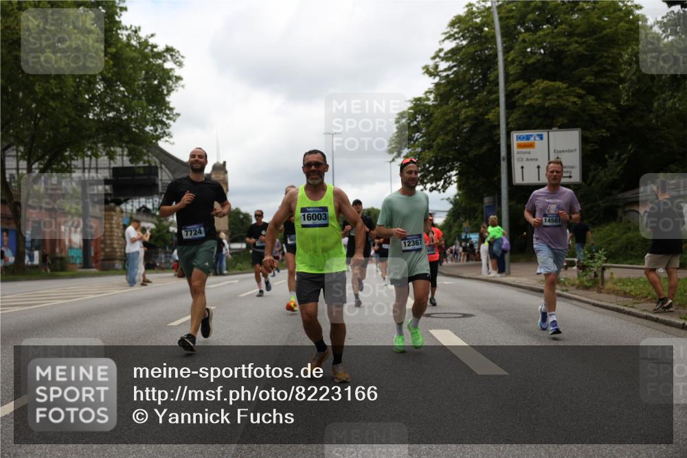 29.06.2025 - hella hamburg halbmarathon Yannick Fuchs http://msf.ph/oto/8223166 29.06.2025 10:46:12 20KM 2287, 2397, 2595, 4140, 4557, 4837, 5032, 5093, 5116, 5399, 5482, 6390, 7130, 7312, 7409, 7724, 7732, 8139, 8661, 8977, 9082, 9093, 9145, 9876, 10115, 11459, 11551, 12367, 12580, 13047, 13051, 13327, 14122, 14300, 14561, 15001, 15275, 15356, 15427, 15506, 15727, 15829, 15831, 16003, 16179, 16357, 16591, 17997, 18801, 18982 meine-sportfotos.de