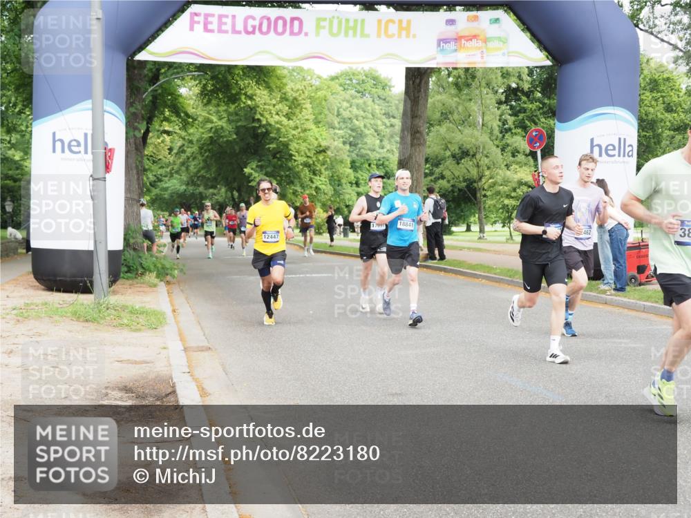 29.06.2025 - hella hamburg halbmarathon MichiJ http://msf.ph/oto/8223180 29.06.2025 10:24:43 Zwischen KM18-KM19 3809, 10384, 10877, 11120, 12044, 12447, 12462, 13798, 14622, 15348, 15415, 15931, 17691, 18237, 18841 meine-sportfotos.de