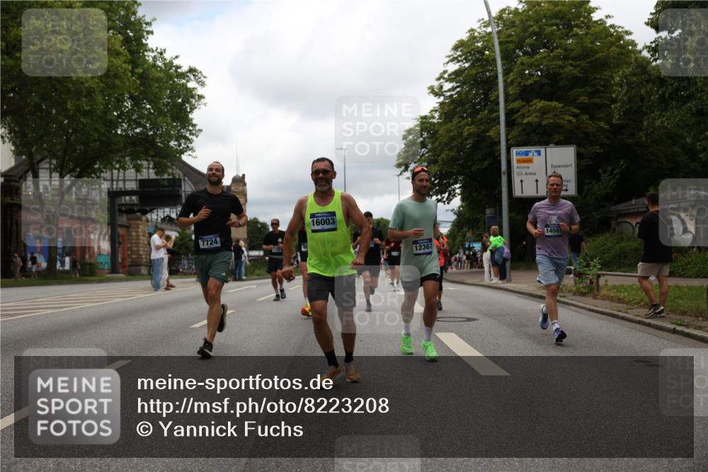 29.06.2025 - hella hamburg halbmarathon Yannick Fuchs http://msf.ph/oto/8223208 29.06.2025 10:46:12 20KM 2287, 2397, 2595, 4140, 4557, 4837, 5032, 5093, 5116, 5399, 5482, 6390, 7130, 7312, 7409, 7724, 7732, 8139, 8661, 8977, 9082, 9093, 9145, 9876, 10115, 11459, 11551, 12367, 12580, 13047, 13051, 13327, 14122, 14300, 14561, 15001, 15275, 15356, 15427, 15506, 15727, 15829, 15831, 16003, 16179, 16357, 16591, 17997, 18801, 18982 meine-sportfotos.de
