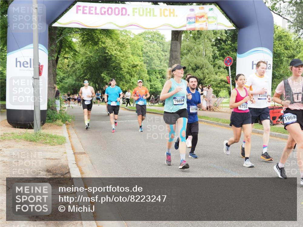 29.06.2025 - hella hamburg halbmarathon MichiJ http://msf.ph/oto/8223247 29.06.2025 10:48:56 Zwischen KM18-KM19 1674, 4095, 6674, 6752, 8045, 8478, 9928, 10766, 11670, 11968, 13699, 13868, 14456, 15859, 16654, 17136, 19242 meine-sportfotos.de