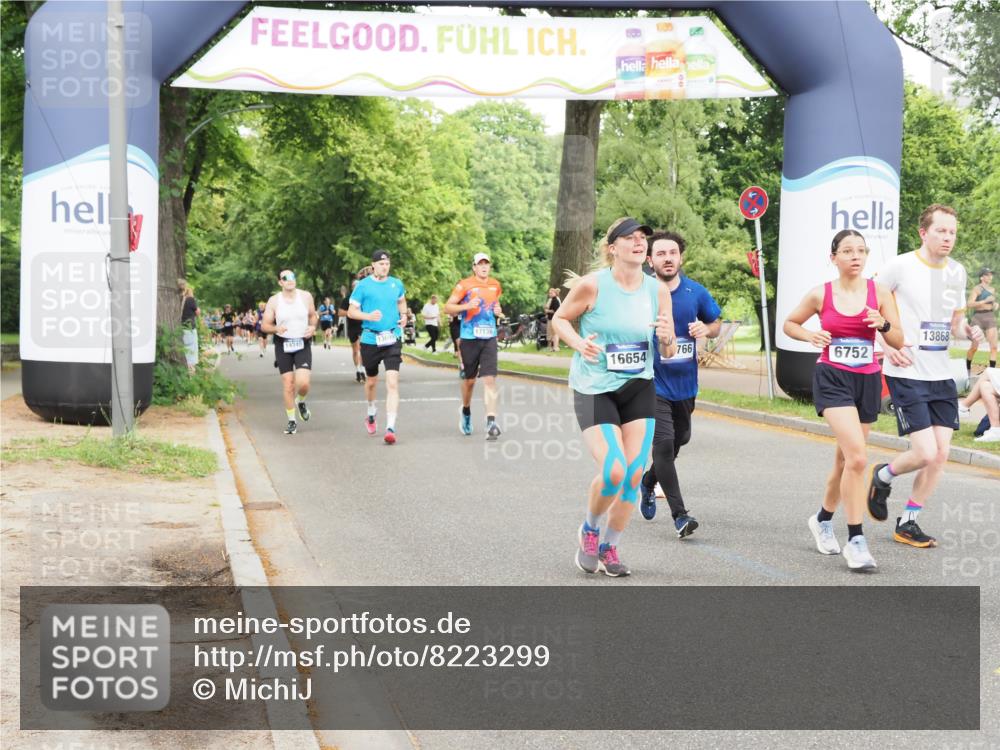 29.06.2025 - hella hamburg halbmarathon MichiJ http://msf.ph/oto/8223299 29.06.2025 10:48:56 Zwischen KM18-KM19 1674, 4095, 6674, 6752, 8045, 8478, 9928, 10766, 11670, 11968, 13699, 13868, 14456, 15859, 16654, 17136, 19242 meine-sportfotos.de