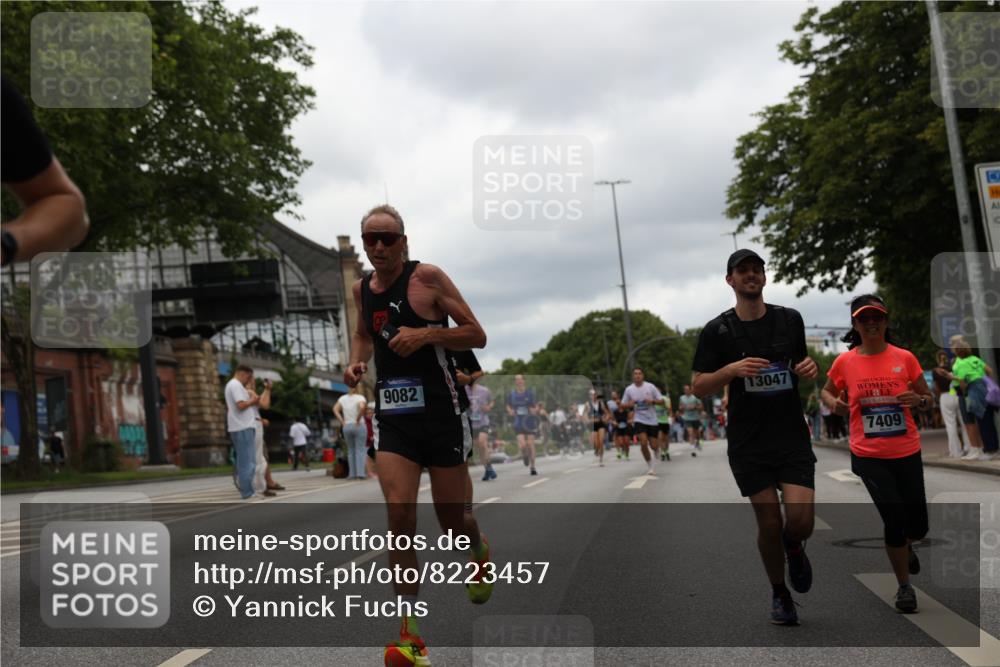 29.06.2025 - hella hamburg halbmarathon Yannick Fuchs http://msf.ph/oto/8223457 29.06.2025 10:46:14 20KM 2287, 2595, 4140, 4557, 4558, 4837, 5032, 5093, 5116, 5399, 5482, 6390, 6561, 6562, 7130, 7312, 7409, 7724, 7732, 8139, 8661, 8977, 9082, 9093, 9145, 9876, 10115, 11459, 11551, 12367, 13047, 13051, 13327, 14122, 14300, 14561, 15001, 15275, 15427, 15506, 15690, 15727, 15829, 15831, 16003, 16179, 16357, 16591, 18801 meine-sportfotos.de
