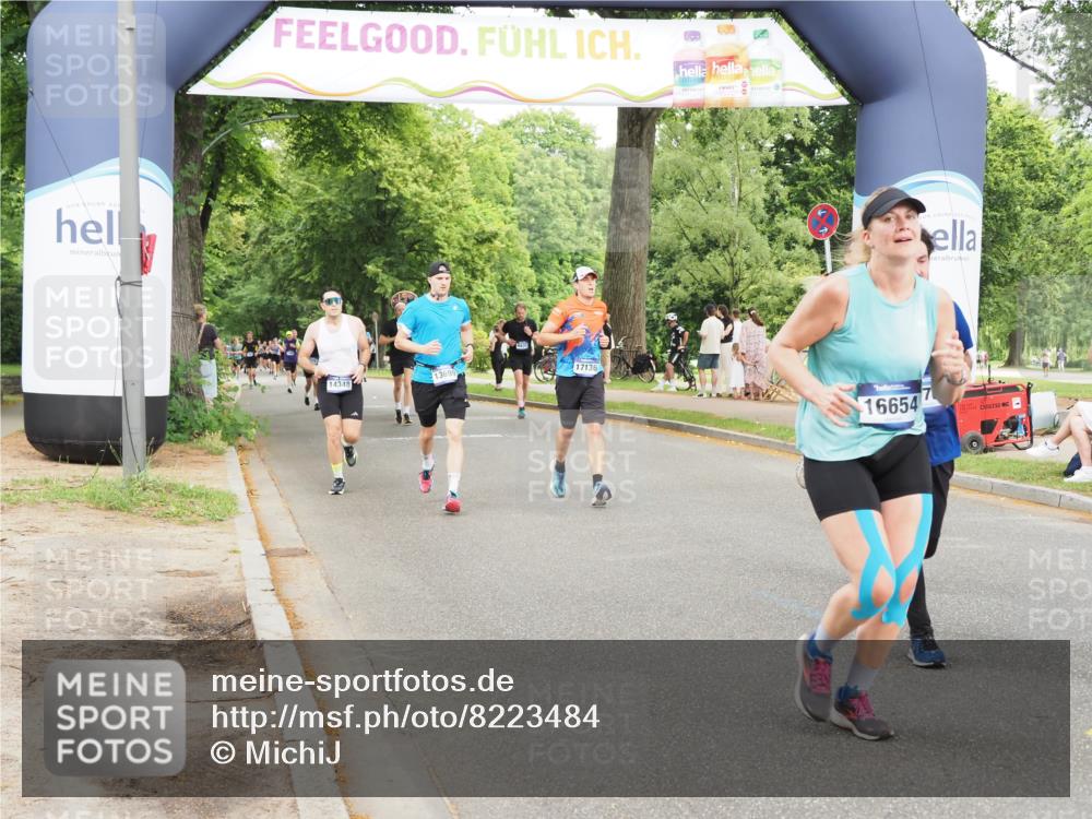 29.06.2025 - hella hamburg halbmarathon MichiJ http://msf.ph/oto/8223484 29.06.2025 10:48:57 Zwischen KM18-KM19 1674, 4095, 6674, 6752, 8045, 8478, 9928, 10766, 11670, 11968, 13699, 13868, 14456, 15859, 16654, 17136 meine-sportfotos.de