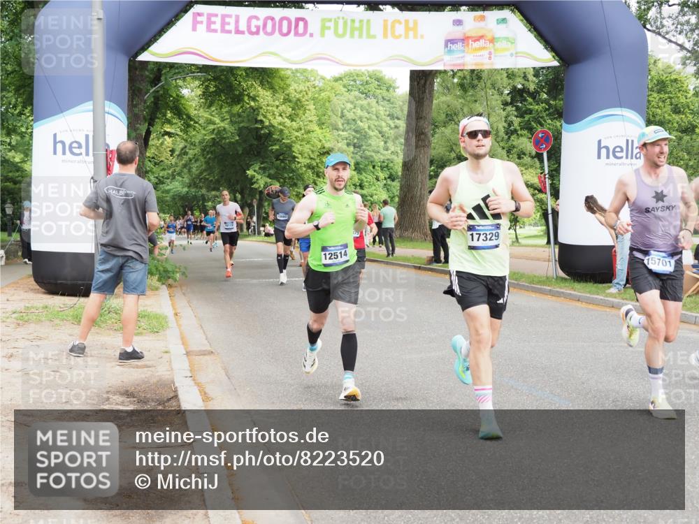 29.06.2025 - hella hamburg halbmarathon MichiJ http://msf.ph/oto/8223520 29.06.2025 10:24:51 Zwischen KM18-KM19 3843, 10877, 12462, 12514, 15701, 15959, 18259, 18841 meine-sportfotos.de