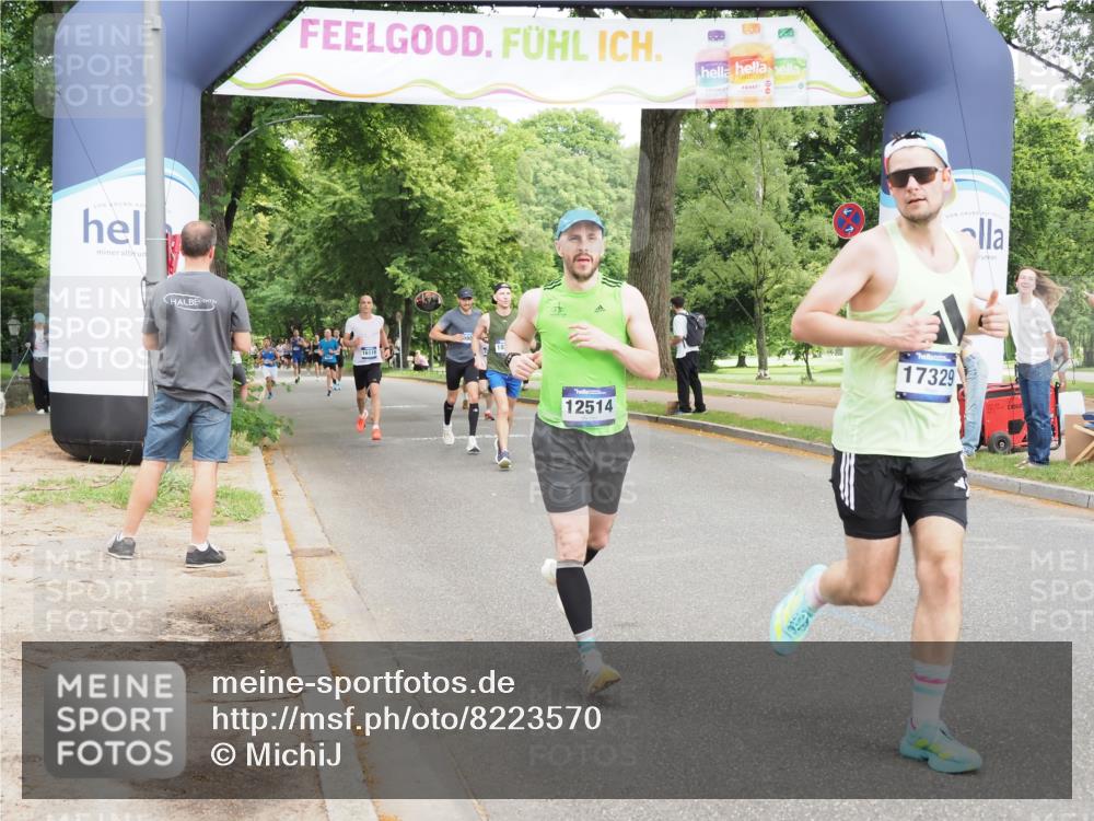 29.06.2025 - hella hamburg halbmarathon MichiJ http://msf.ph/oto/8223570 29.06.2025 10:24:51 Zwischen KM18-KM19 3843, 10877, 12462, 12514, 15701, 15959, 18259, 18841 meine-sportfotos.de