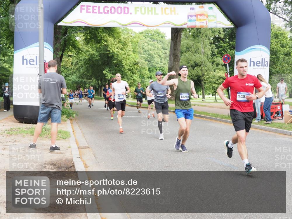 29.06.2025 - hella hamburg halbmarathon MichiJ http://msf.ph/oto/8223615 29.06.2025 10:24:53 Zwischen KM18-KM19 3843, 12514, 14875, 15701, 15959, 16119, 18259 meine-sportfotos.de