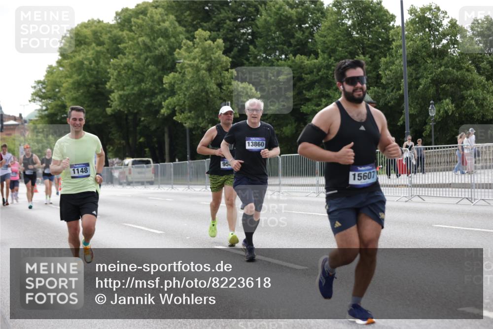 29.06.2025 - hella hamburg halbmarathon Jannik Wohlers http://msf.ph/oto/8223618 29.06.2025 10:27:30 Lombardsbrücke 1148, 2080, 3389, 5177, 5847, 6632, 7497, 9567, 9688, 11692, 11739, 12780, 12823, 12842, 13043, 13678, 13860, 15607, 15608, 16569, 16804, 16838, 18301, 18626 meine-sportfotos.de