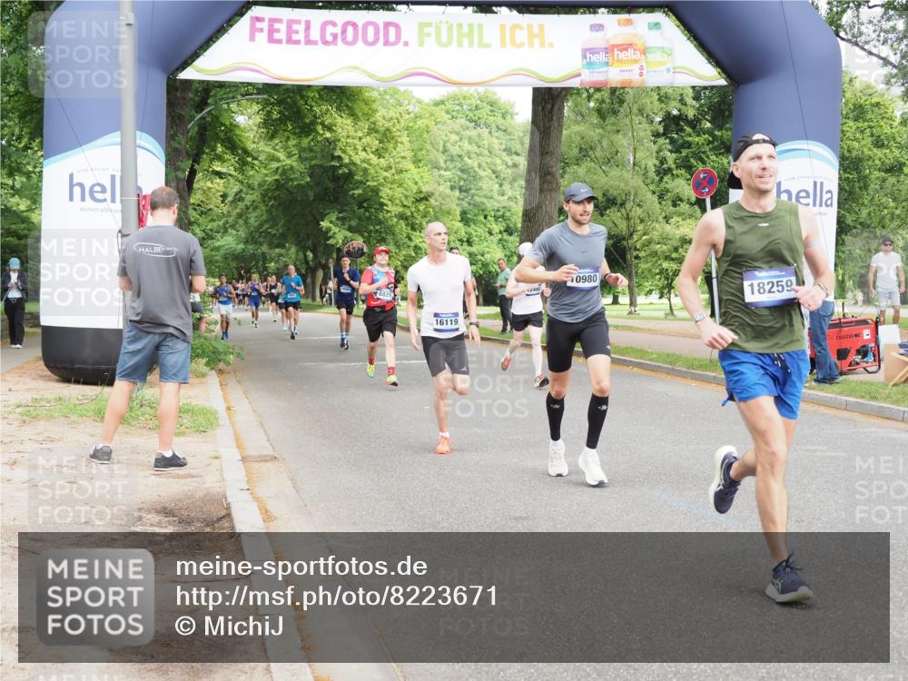 29.06.2025 - hella hamburg halbmarathon MichiJ http://msf.ph/oto/8223671 29.06.2025 10:24:54 Zwischen KM18-KM19 3843, 12514, 14875, 15701, 15959, 16119, 18259 meine-sportfotos.de