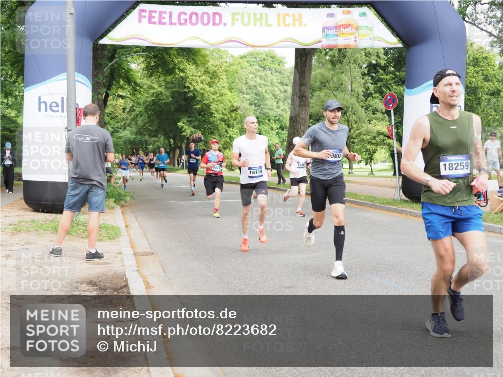 29.06.2025 - hella hamburg halbmarathon MichiJ http://msf.ph/oto/8223682 29.06.2025 10:24:54 Zwischen KM18-KM19 3843, 12514, 14875, 15701, 15959, 16119, 18259 meine-sportfotos.de