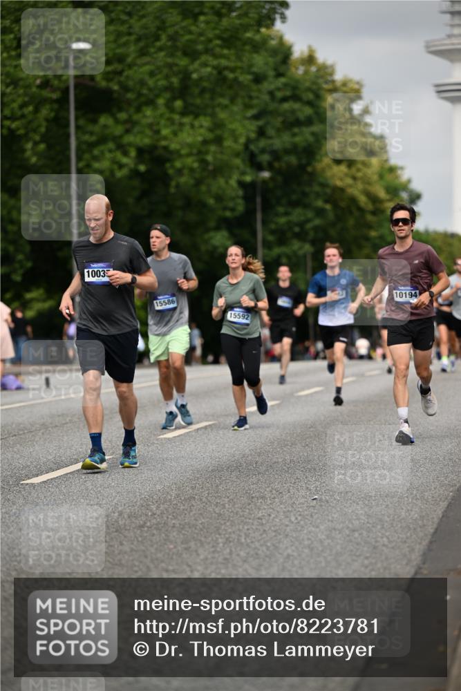 29.06.2025 - hella hamburg halbmarathon Dr. Thomas Lammeyer http://msf.ph/oto/8223781 29.06.2025 10:13:08 Kennedybrücke 1823, 2427, 3762, 4592, 4859, 7081, 7198, 9297, 9306, 9823, 9951, 9958, 10035, 10092, 10194, 10609 meine-sportfotos.de