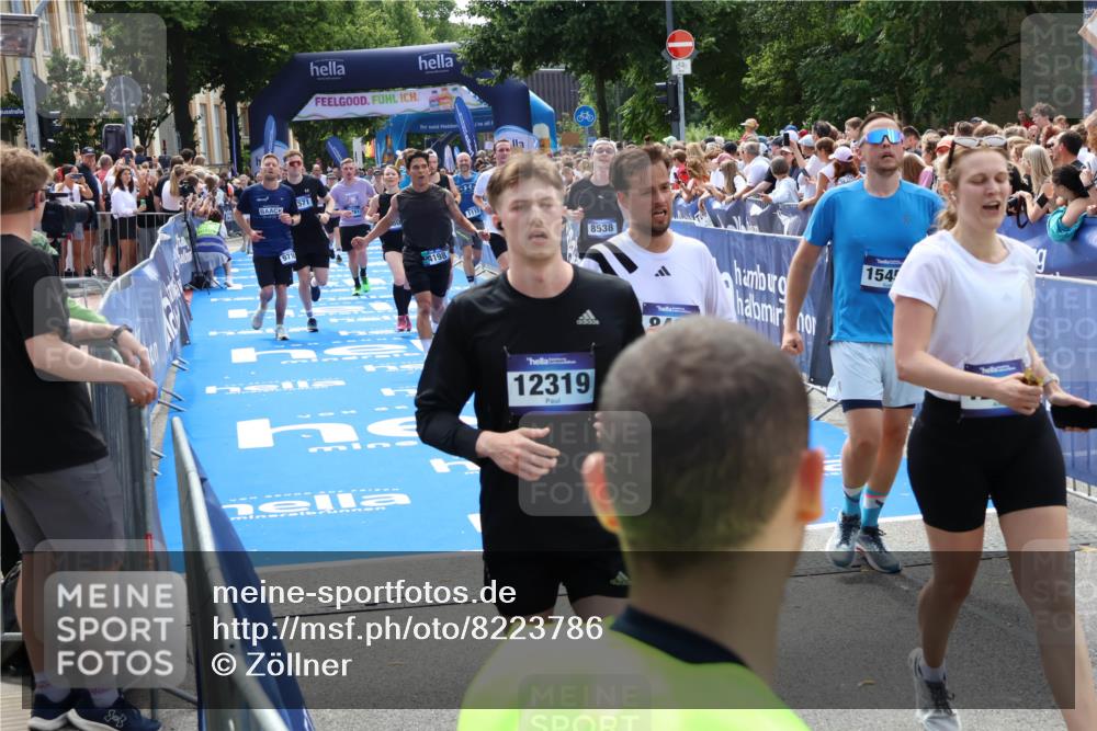 29.06.2025 - hella hamburg halbmarathon Zöllner http://msf.ph/oto/8223786 29.06.2025 11:27:50 Ziel 1115, 2010, 2505, 3571, 3825, 3826, 4164, 4198, 4373, 5767, 8433, 8538, 9716, 14803, 15456, 15481, 18322 meine-sportfotos.de