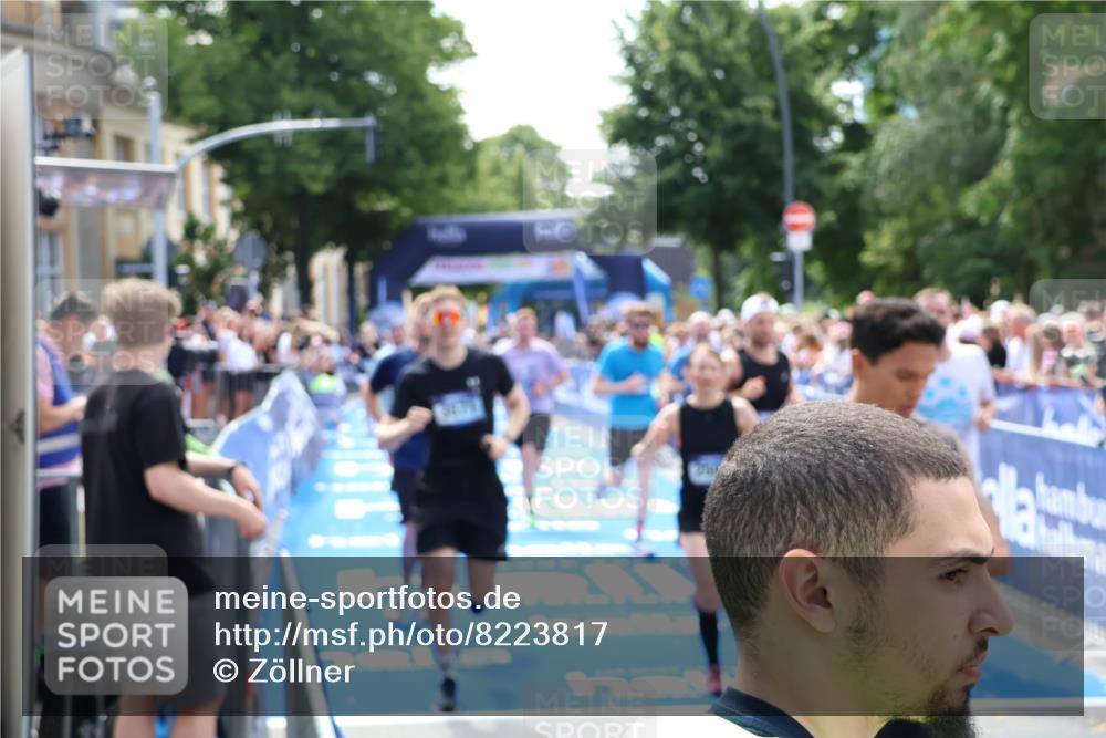 29.06.2025 - hella hamburg halbmarathon Zöllner http://msf.ph/oto/8223817 29.06.2025 11:27:53 Ziel 1115, 2010, 2505, 3571, 3825, 3826, 4164, 4373, 5767, 9716, 9807, 14216, 14803, 15481, 17068, 17857, 18322, 18503 meine-sportfotos.de