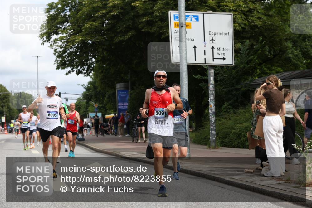 29.06.2025 - hella hamburg halbmarathon Yannick Fuchs http://msf.ph/oto/8223855 29.06.2025 10:33:14 20KM 1710, 2262, 2296, 2719, 2745, 2849, 2980, 3014, 3431, 4148, 5091, 5248, 6095, 6682, 6684, 7110, 8091, 9403, 10218, 11049, 11055, 11281, 11282, 11379, 12137, 12915, 13755, 13800, 14905, 15372, 16075, 16280, 17154, 17623, 17646, 17722, 18761, 19004, 19151 meine-sportfotos.de