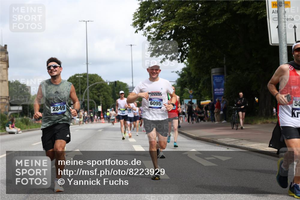 29.06.2025 - hella hamburg halbmarathon Yannick Fuchs http://msf.ph/oto/8223929 29.06.2025 10:33:15 20KM 1710, 2262, 2296, 2719, 2849, 2980, 3014, 3431, 4148, 5091, 5248, 6095, 6682, 6684, 7110, 8091, 9403, 10218, 11049, 11055, 11281, 11282, 11379, 12137, 12915, 13755, 13800, 14905, 15372, 16075, 16280, 17154, 17623, 17646, 17722, 18761, 19004, 19151 meine-sportfotos.de