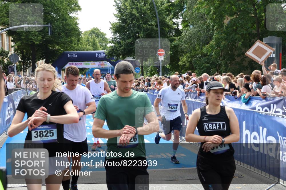 29.06.2025 - hella hamburg halbmarathon Zöllner http://msf.ph/oto/8223939 29.06.2025 11:28:00 Ziel 1747, 1836, 2526, 3424, 3579, 3822, 4349, 4807, 4924, 5290, 7348, 9807, 9913, 10354, 11046, 12710, 12874, 14216, 14347, 16920, 17068, 17224, 17857, 18503 meine-sportfotos.de