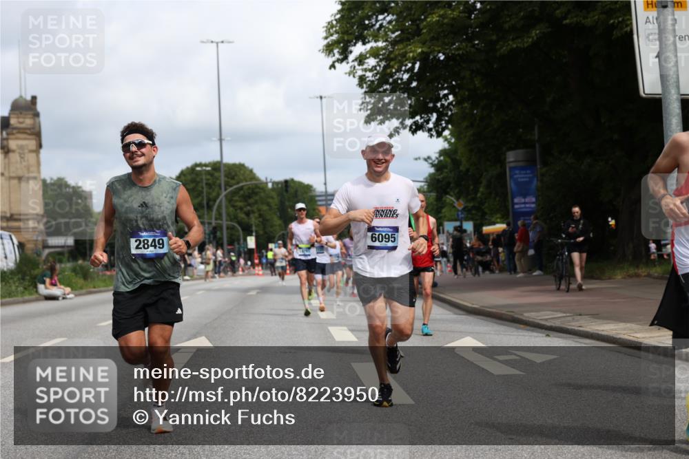 29.06.2025 - hella hamburg halbmarathon Yannick Fuchs http://msf.ph/oto/8223950 29.06.2025 10:33:15 20KM 1710, 2262, 2296, 2719, 2849, 2980, 3014, 3431, 4148, 5091, 5248, 6095, 6682, 6684, 7110, 8091, 9403, 10218, 11049, 11055, 11281, 11282, 11379, 12137, 12915, 13755, 13800, 14905, 15372, 16075, 16280, 17154, 17623, 17646, 17722, 18761, 19004, 19151 meine-sportfotos.de