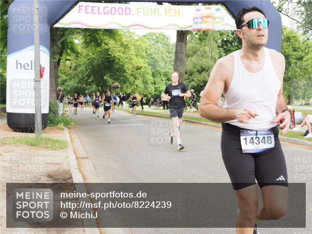 29.06.2025 - hella hamburg halbmarathon MichiJ http://msf.ph/oto/8224239 29.06.2025 10:49:01 Zwischen KM18-KM19 4095, 6631, 6674, 6752, 10766, 11670, 13699, 13868, 14348, 14456, 15539, 15859, 16654, 17136 meine-sportfotos.de