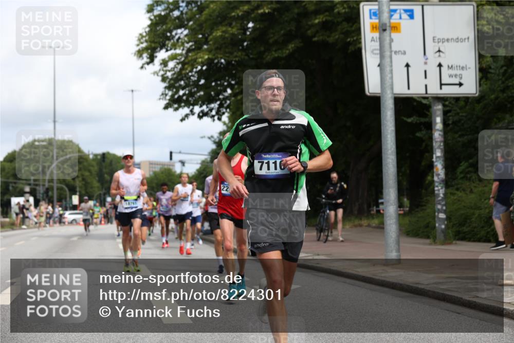 29.06.2025 - hella hamburg halbmarathon Yannick Fuchs http://msf.ph/oto/8224301 29.06.2025 10:33:16 20KM 1164, 1710, 2262, 2296, 2719, 2849, 2980, 3014, 3136, 3431, 4148, 5091, 5248, 6095, 6682, 6684, 7110, 8091, 9403, 10218, 11049, 11055, 11281, 11282, 11379, 12137, 12915, 13755, 13800, 14905, 15372, 16075, 16280, 17154, 17623, 17646, 17722, 18761, 19004, 19151 meine-sportfotos.de