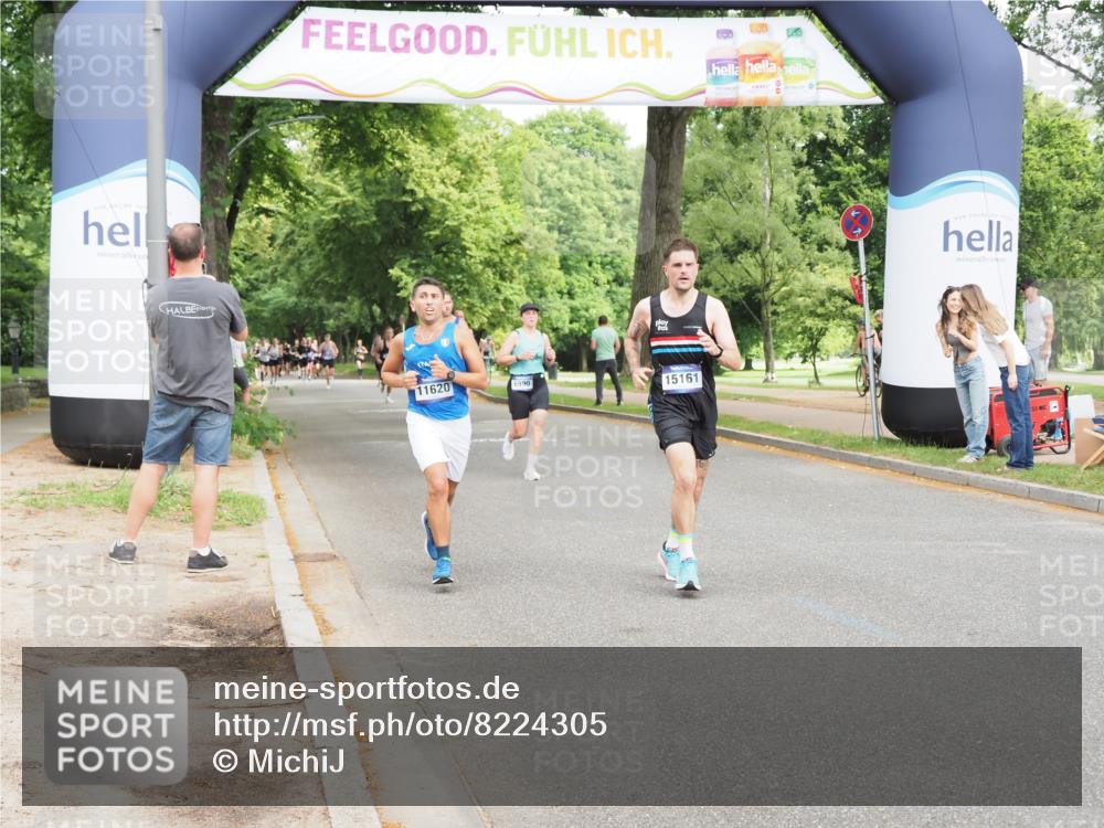 29.06.2025 - hella hamburg halbmarathon MichiJ http://msf.ph/oto/8224305 29.06.2025 10:25:02 Zwischen KM18-KM19 4062, 6829, 6990, 7831, 11620, 12488, 15161, 18600 meine-sportfotos.de