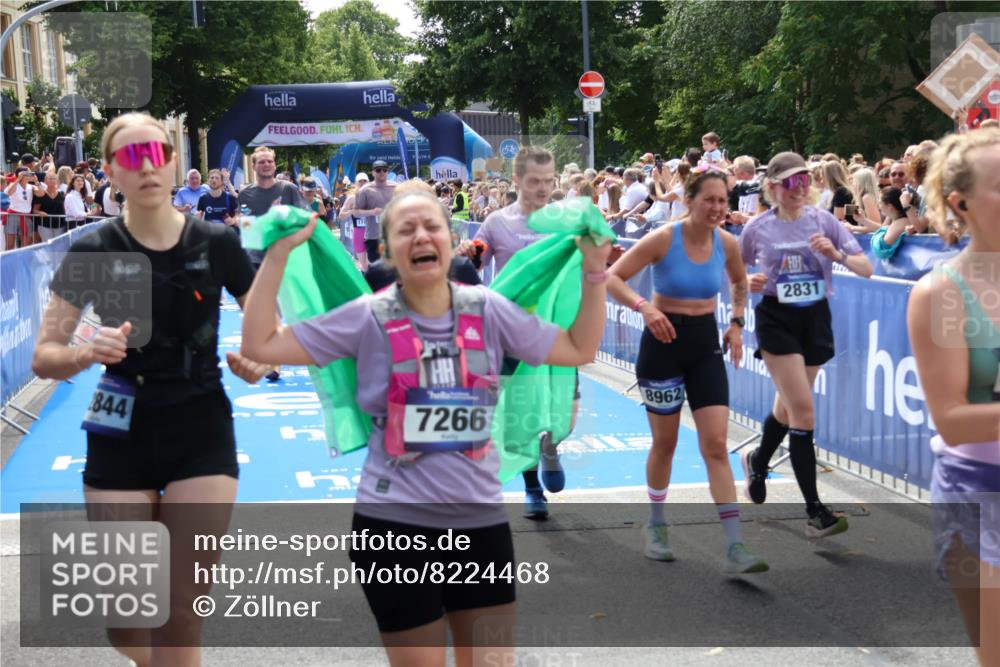 29.06.2025 - hella hamburg halbmarathon Zöllner http://msf.ph/oto/8224468 29.06.2025 11:28:16 Ziel 1640, 2831, 2832, 3778, 3842, 3910, 6859, 7836, 8286, 8962, 9141, 12395, 13984, 14906, 17249, 17495, 18769 meine-sportfotos.de