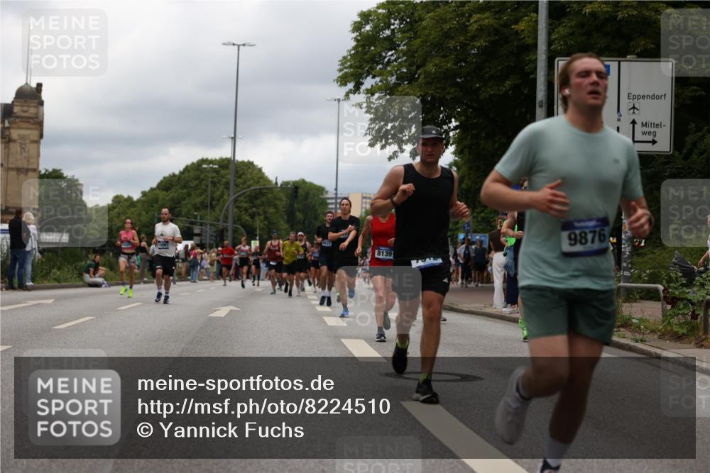 29.06.2025 - hella hamburg halbmarathon Yannick Fuchs http://msf.ph/oto/8224510 29.06.2025 10:46:25 20KM 2444, 2814, 3715, 4121, 4557, 4558, 4837, 5032, 5093, 5116, 5378, 5399, 5482, 6164, 6390, 6561, 6562, 7130, 7312, 7475, 7732, 7896, 8139, 8172, 8316, 8661, 8720, 8977, 9093, 9145, 9876, 10115, 11459, 12135, 12519, 13301, 13327, 14300, 14791, 15001, 15144, 15275, 15427, 15446, 15506, 15690, 16320, 16357, 17773, 18801 meine-sportfotos.de