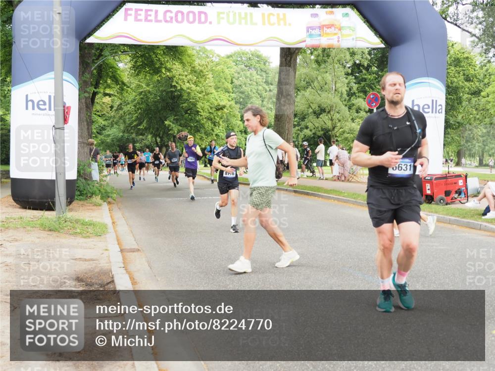 29.06.2025 - hella hamburg halbmarathon MichiJ http://msf.ph/oto/8224770 29.06.2025 10:49:05 Zwischen KM18-KM19 6631, 8176, 14348, 15539 meine-sportfotos.de
