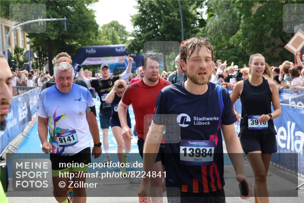 29.06.2025 - hella hamburg halbmarathon Zöllner http://msf.ph/oto/8224841 29.06.2025 11:28:23 Ziel 1640, 2294, 3560, 3681, 3778, 3842, 8349, 8806, 9603, 10077, 10336, 12395, 13418, 14304, 14906, 17103, 17148, 17207, 17249, 19081, 19193 meine-sportfotos.de