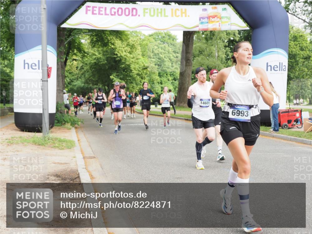 29.06.2025 - hella hamburg halbmarathon MichiJ http://msf.ph/oto/8224871 29.06.2025 10:25:17 Zwischen KM18-KM19 2121, 5042, 6993, 11304, 13991, 14601, 14789 meine-sportfotos.de
